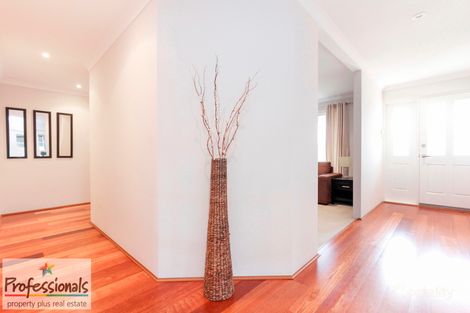 Property photo of 33 Tarradee Circuit Thornlie WA 6108