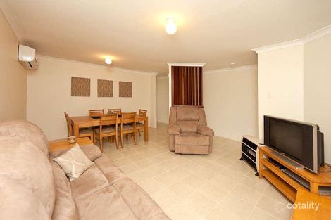 Property photo of 8 Petrel Close Beldon WA 6027