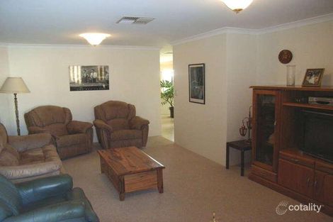 Property photo of 10 Mosedale Loop Waikiki WA 6169