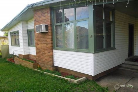 Property photo of 5 Byrd Place Tregear NSW 2770