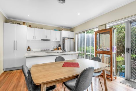 Property photo of 2/196 Hull Road Mooroolbark VIC 3138