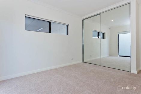 Property photo of 5/16 Sackville Terrace Scarborough WA 6019