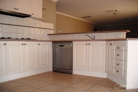 Property photo of 15 Hannalore Way Patterson Lakes VIC 3197
