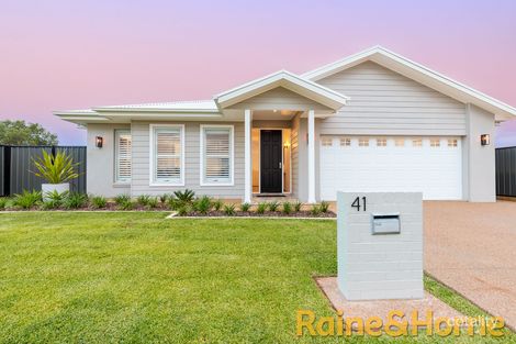 Property photo of 41 Peel Place Dubbo NSW 2830