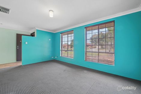 Property photo of 43 Guinivere Way Camillo WA 6111
