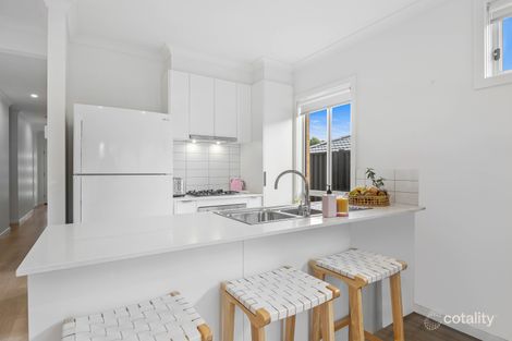 Property photo of 11 Riverside Place Brown Hill VIC 3350