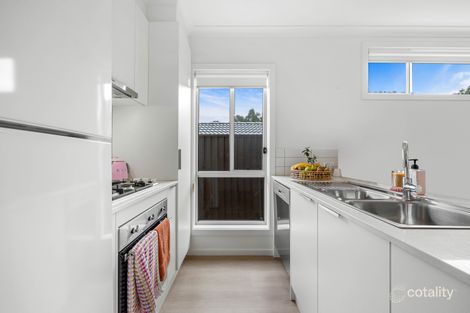 Property photo of 11 Riverside Place Brown Hill VIC 3350