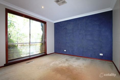 Property photo of 52 Grenda Drive Mill Park VIC 3082
