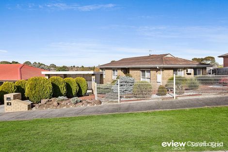 Property photo of 16 Hutchins Avenue Endeavour Hills VIC 3802