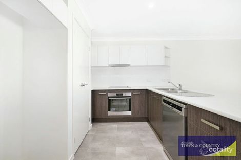 Property photo of 2/11 Grandview Crescent Armidale NSW 2350