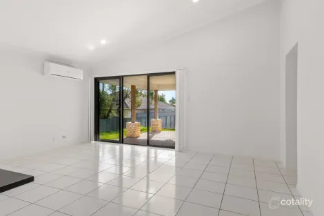 Property photo of 27 Charlton Crescent Ormeau QLD 4208