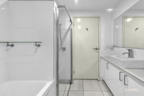 Property photo of 305/20 Playfield Street Chermside QLD 4032