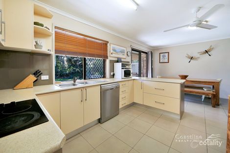 Property photo of 11 Aqualine Court Bargara QLD 4670