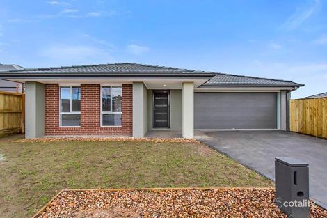 Property photo of 19 Avisha Way Greenvale VIC 3059