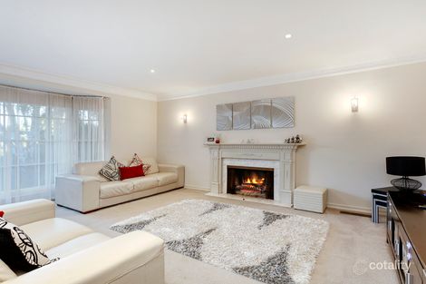 Property photo of 35 Daymar Drive Mooroolbark VIC 3138