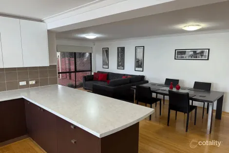 Property photo of 8/4 Lomatia Way Forrestfield WA 6058