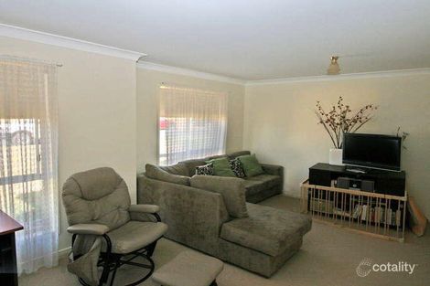 Property photo of 2 Yirribin Place Glenfield Park NSW 2650