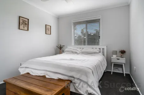 Property photo of 2 Hillcrest Court Kearneys Spring QLD 4350