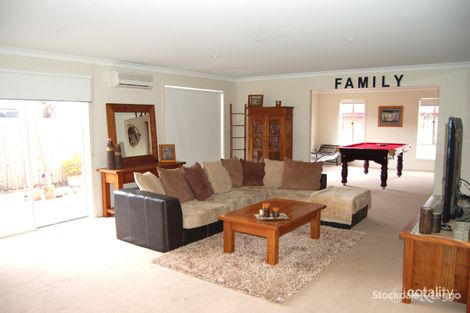 Property photo of 8 Sonny Close Maddingley VIC 3340