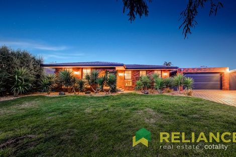 Property photo of 10 Dumbarton Circuit Melton West VIC 3337