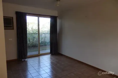 Property photo of 1/4 Railway Street Wodonga VIC 3690