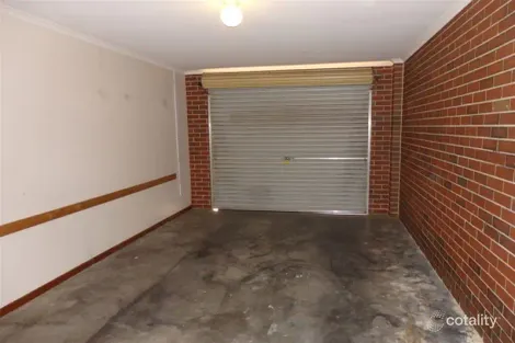 Property photo of 1/4 Railway Street Wodonga VIC 3690