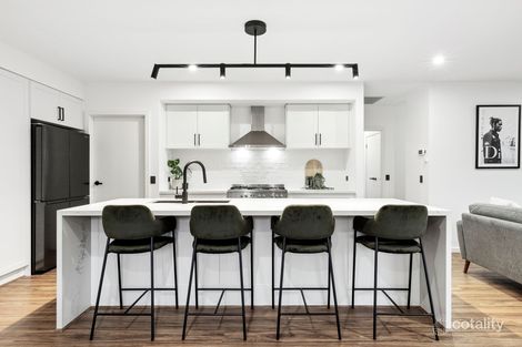 8 Kangaroo Paw Dr, Leopold, VIC 3224