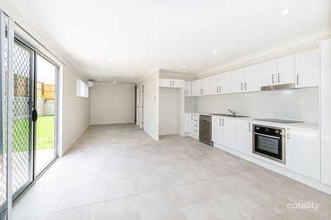 Property photo of 1/47 Sapphire Crescent Redbank Plains QLD 4301