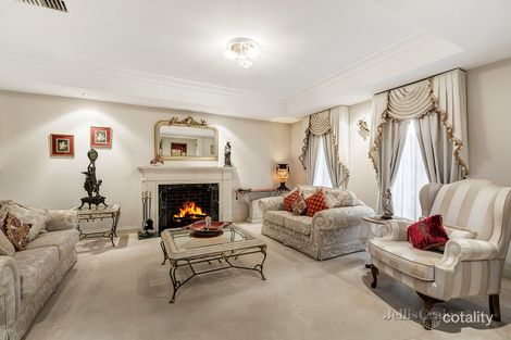 Property photo of 46 Kwinana Street Glen Waverley VIC 3150
