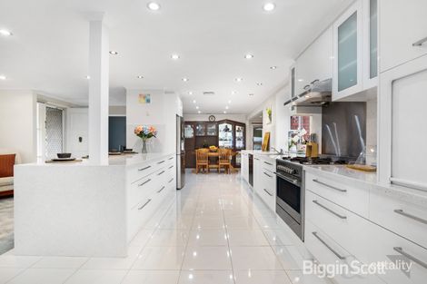Property photo of 6 Brahmin Avenue Wheelers Hill VIC 3150