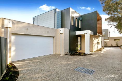 Property photo of 2/11 Ti-Tree Grove Mornington VIC 3931