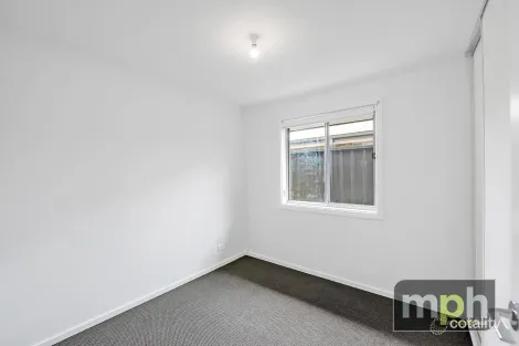 Property photo of 12 Rhea Crescent Munno Para Downs SA 5115
