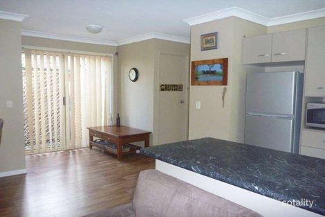 Property photo of 35 Dampier Crescent Forest Lake QLD 4078
