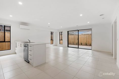Property photo of 8 Callistemon Circuit Lara VIC 3212