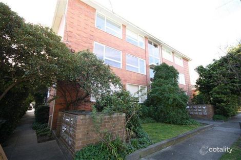 18/19a Ellesmere Rd, Windsor, VIC 3181