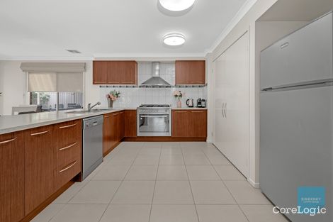 Property photo of 1 Merrigum Crescent Caroline Springs VIC 3023