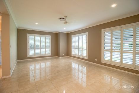 Property photo of 19 Eastpark Drive Helensvale QLD 4212