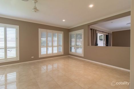 Property photo of 19 Eastpark Drive Helensvale QLD 4212