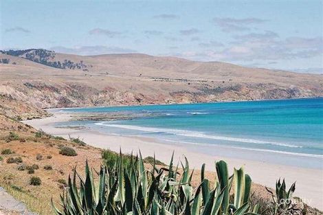 Property photo of 10 Capri Crescent Sellicks Beach SA 5174