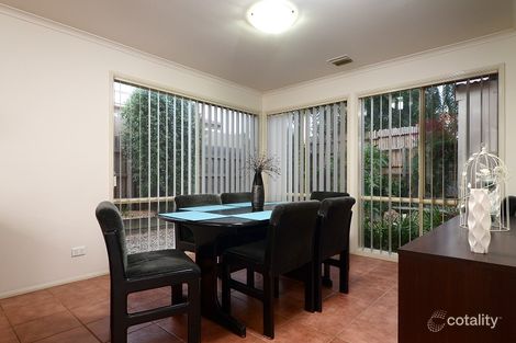 Property photo of 10 Castleridge Court Narre Warren South VIC 3805
