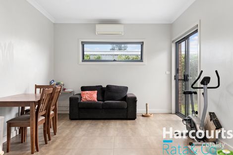 Property photo of 2/22 Travers Street Thomastown VIC 3074