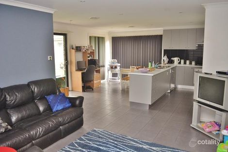 Property photo of 16 Montane Boulevard Newborough VIC 3825