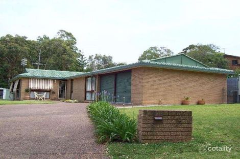 4 Lalor Pde, Glendale, NSW 2285