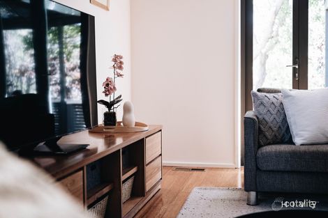 Property photo of 22 Woollum Crescent Rivett ACT 2611