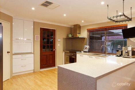 Property photo of 5 Doepel Way Wattle Grove WA 6107