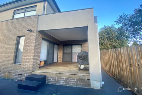 Property photo of 2/38 Whimbrel Crescent Carrum Downs VIC 3201