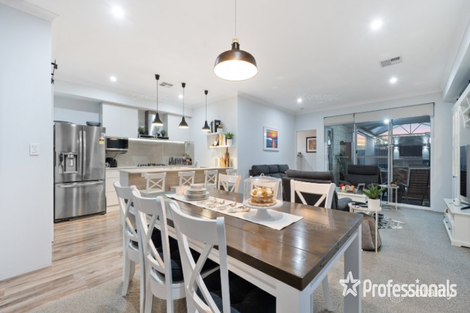 Property photo of 12 Ashcroft Loop Wattle Grove WA 6107