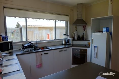 Property photo of 95 Bay Road Eagle Point VIC 3878