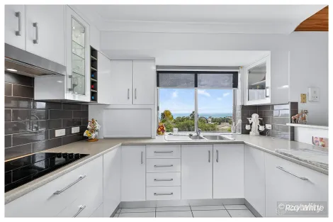 Property photo of 192 Matthew Flinders Drive Lammermoor QLD 4703