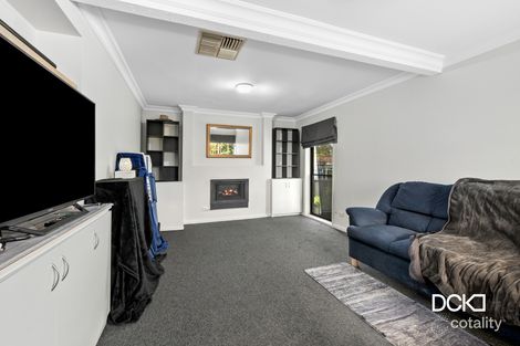 Property photo of 16 Button Street Strathdale VIC 3550